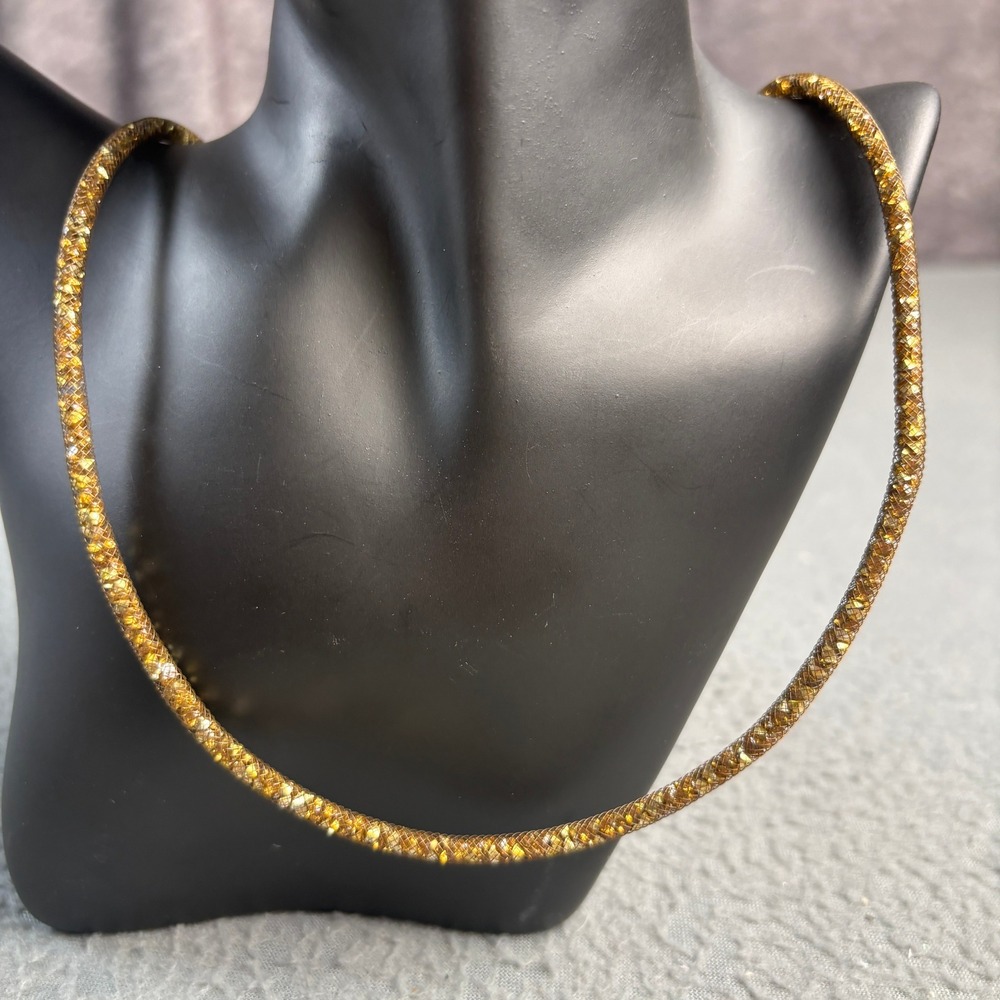 Gold Tone Mesh Stardust Tube Necklace Amber Crystal Magnetic Clasp 17.5 Inch